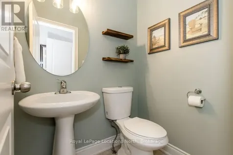 11 Christy Drive Wasaga Beach ON L9Z 1S7