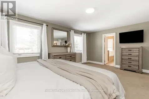 11 Christy Drive Wasaga Beach ON L9Z 1S7