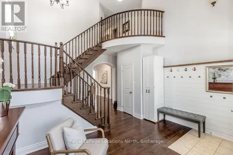 11 Christy Drive Wasaga Beach ON L9Z 1S7