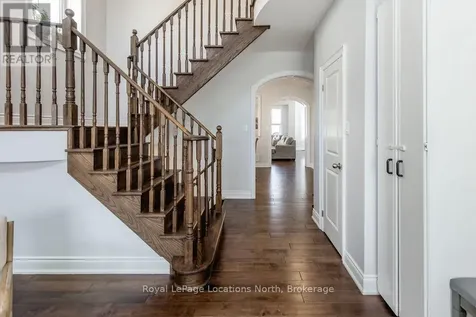 11 Christy Drive Wasaga Beach ON L9Z 1S7