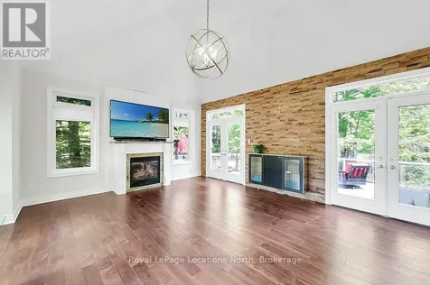 5 Christy Drive Wasaga Beach ON L9Z 1C8