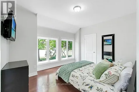 5 Christy Drive Wasaga Beach ON L9Z 1C8
