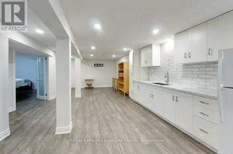 5 Christy Drive Wasaga Beach ON L9Z 1C8