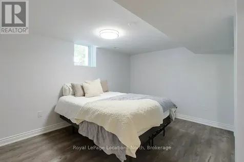 5 Christy Drive Wasaga Beach ON L9Z 1C8