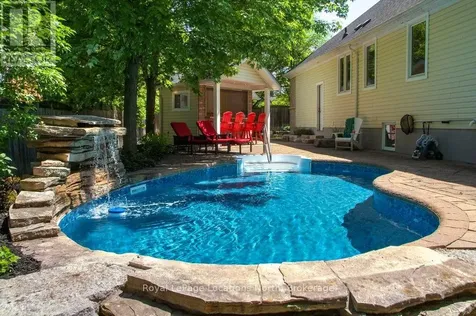 5 Christy Drive Wasaga Beach ON L9Z 1C8