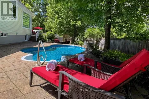 5 Christy Drive Wasaga Beach ON L9Z 1C8