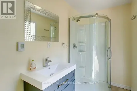 5 Christy Drive Wasaga Beach ON L9Z 1C8