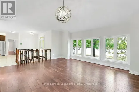5 Christy Drive Wasaga Beach ON L9Z 1C8