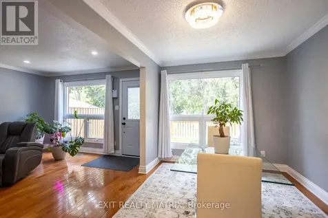 116 Rutherford Court Ottawa ON K2K 1N5