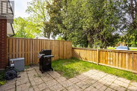 116 Rutherford Court Ottawa ON K2K 1N5