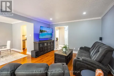 116 Rutherford Court Ottawa ON K2K 1N5