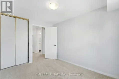 1765 Lamoureux Drive Ottawa ON K1E 2N5