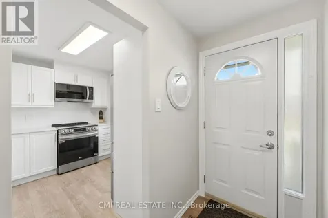 1765 Lamoureux Drive Ottawa ON K1E 2N5