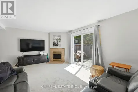 1765 Lamoureux Drive Ottawa ON K1E 2N5