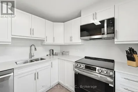 1765 Lamoureux Drive Ottawa ON K1E 2N5