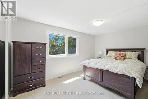1765 Lamoureux Drive Ottawa ON K1E 2N5