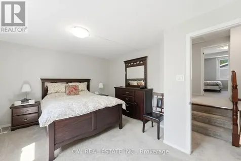 1765 Lamoureux Drive Ottawa ON K1E 2N5