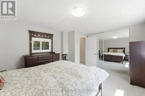 1765 Lamoureux Drive Ottawa ON K1E 2N5