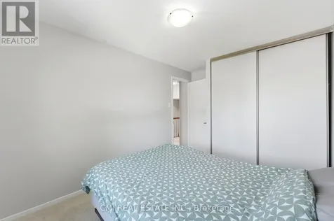 1765 Lamoureux Drive Ottawa ON K1E 2N5