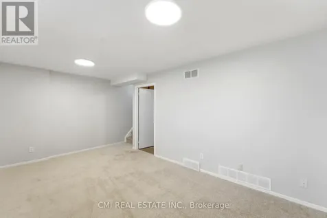 1765 Lamoureux Drive Ottawa ON K1E 2N5