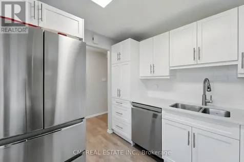1765 Lamoureux Drive Ottawa ON K1E 2N5