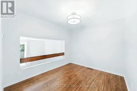 1765 Lamoureux Drive Ottawa ON K1E 2N5