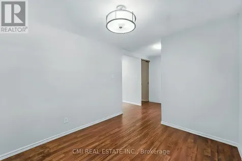 1765 Lamoureux Drive Ottawa ON K1E 2N5