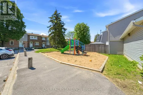 1765 Lamoureux Drive Ottawa ON K1E 2N5