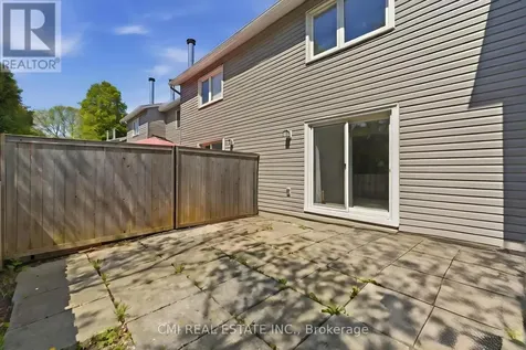 1765 Lamoureux Drive Ottawa ON K1E 2N5