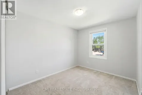 1765 Lamoureux Drive Ottawa ON K1E 2N5