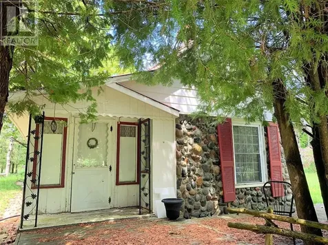 454 Mordan Noakes Road Evansville ON P0P 1E0