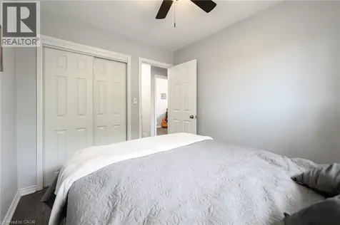 12 Cypress Street St. Catharines ON L2N 4L9
