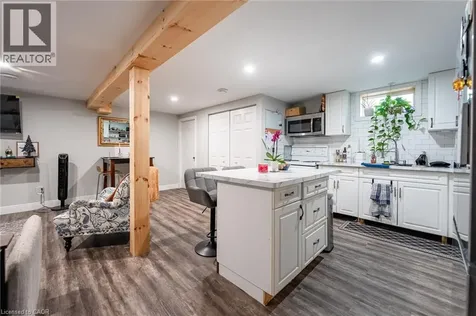 12 Cypress Street St. Catharines ON L2N 4L9
