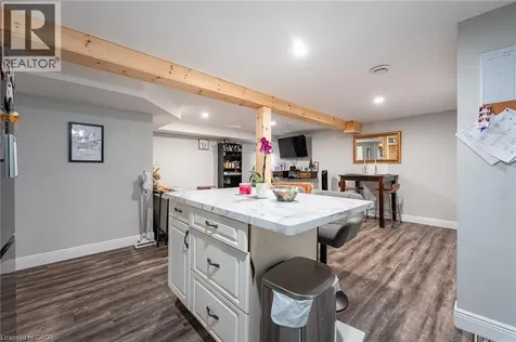12 Cypress Street St. Catharines ON L2N 4L9