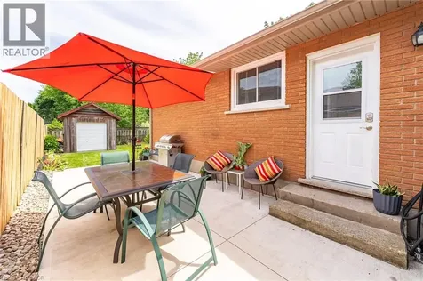 12 Cypress Street St. Catharines ON L2N 4L9