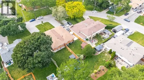12 Cypress Street St. Catharines ON L2N 4L9