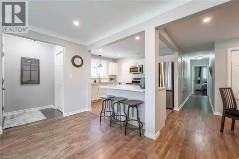 12 Cypress Street St. Catharines ON L2N 4L9