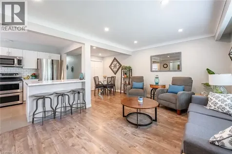 12 Cypress Street St. Catharines ON L2N 4L9