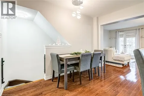 7 Sirente Drive Hamilton ON L9A 0B4