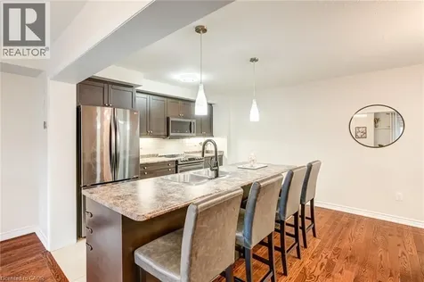 7 Sirente Drive Hamilton ON L9A 0B4