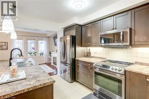 7 Sirente Drive Hamilton ON L9A 0B4