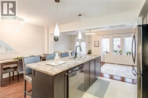 7 Sirente Drive Hamilton ON L9A 0B4