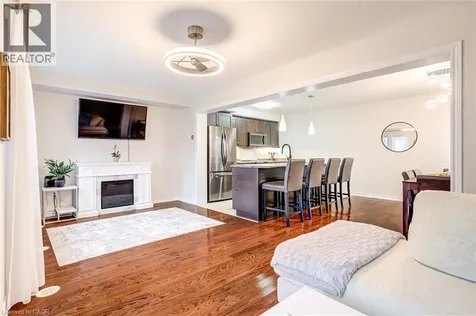 7 Sirente Drive Hamilton ON L9A 0B4