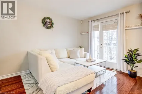 7 Sirente Drive Hamilton ON L9A 0B4