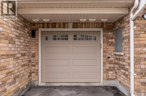7 Sirente Drive Hamilton ON L9A 0B4