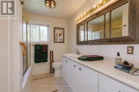 102 Lucille Wheeler Lane Blue Mountains ON L9Y 0P4