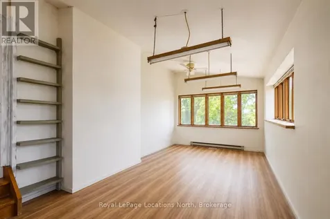 102 Lucille Wheeler Lane Blue Mountains ON L9Y 0P4