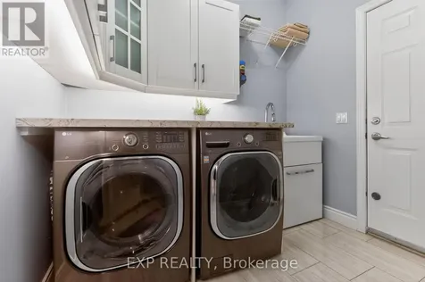 82 Castelli Court Caledon (bolton North) ON L7E 2T8