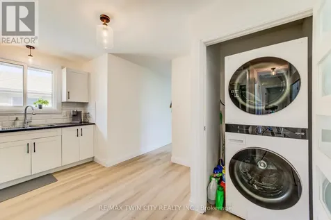 183 Dinison Crescent Kitchener ON N2E 2S6