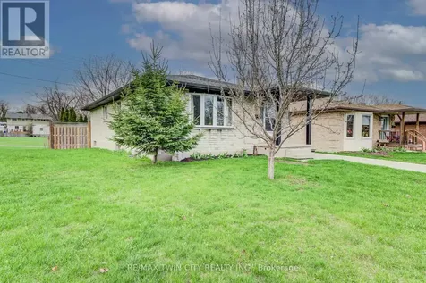 183 Dinison Crescent Kitchener ON N2E 2S6